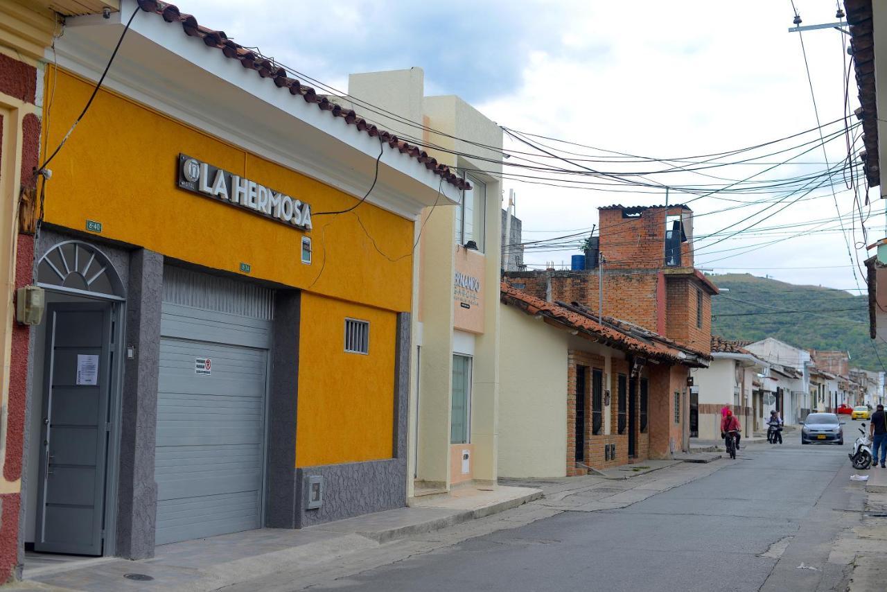 La Hermosa Hotel Buga Exterior photo